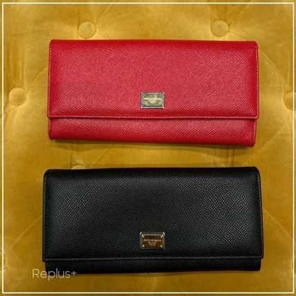 レッド（赤）系 Dolce & Gabbana(ドルチェ&ガッバーナ) 長財布