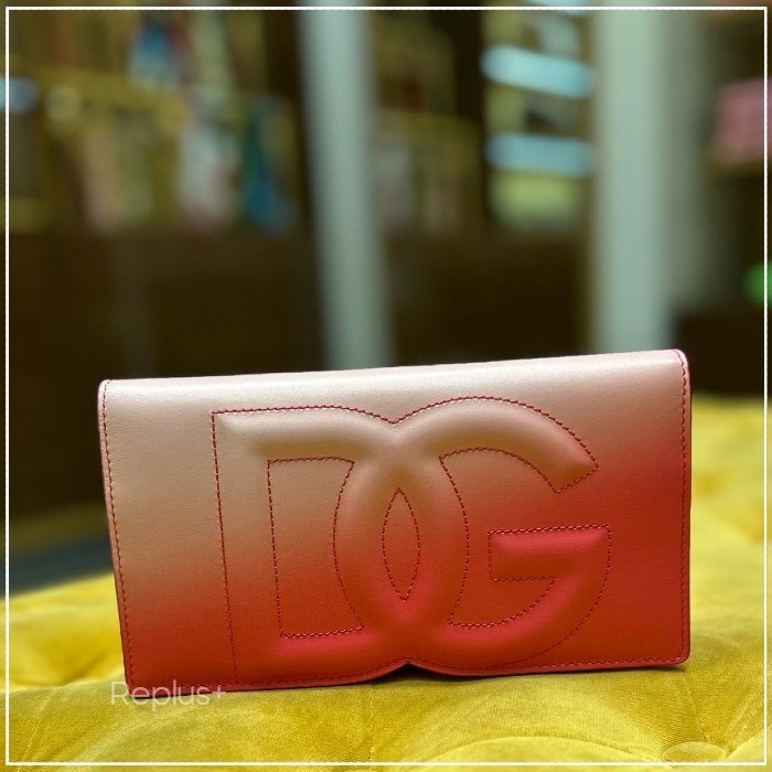 【Dolce&Gabbana】DGエンボスロゴ フォンバッグ カーフレザー