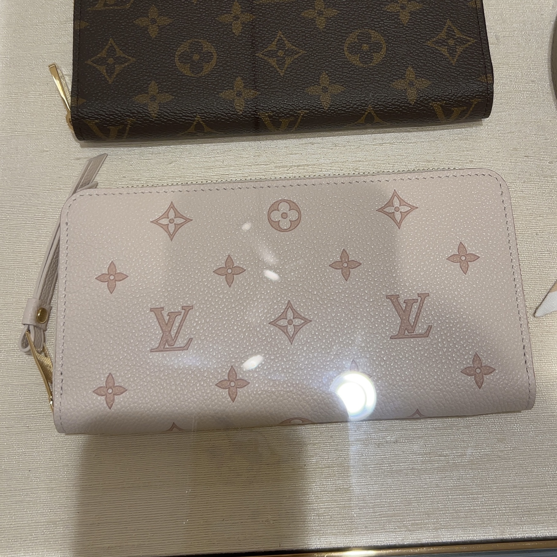 【ルイヴィトン】ジッピー ウォレット 長財布 バイカラー