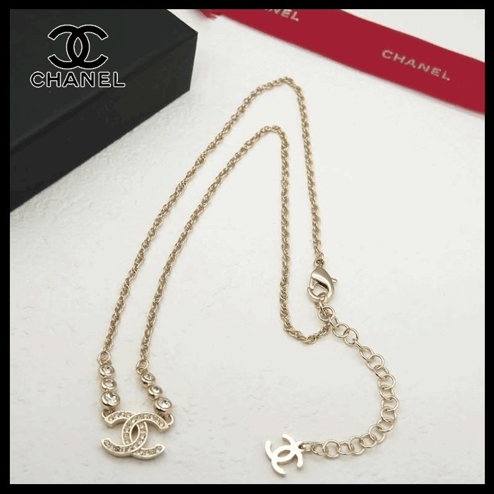 【キラキラ胸元にかがやく☆】CHANEL ネックレス CCロゴ
