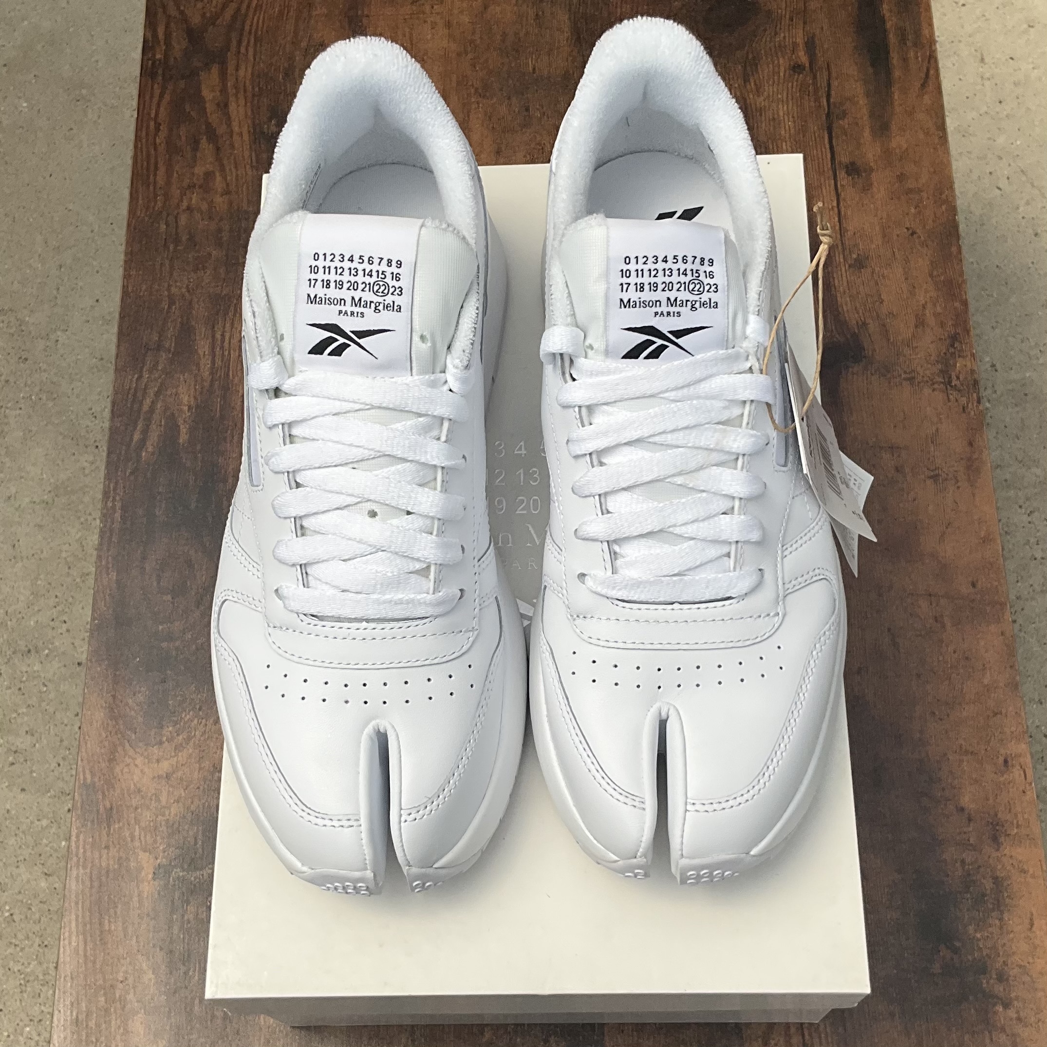 リーボック Maison Margiela Reebok Classic Leather Tabi