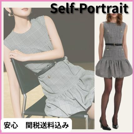 self-portrait（セルフポートレート）の「self-portrait