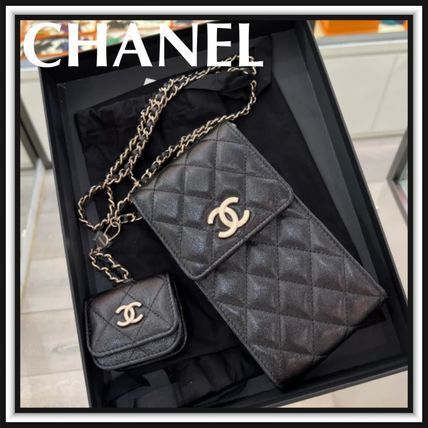 *目を惹く贅沢収納*【CHANEL】スマートフォン＆AIRPODSPROケース