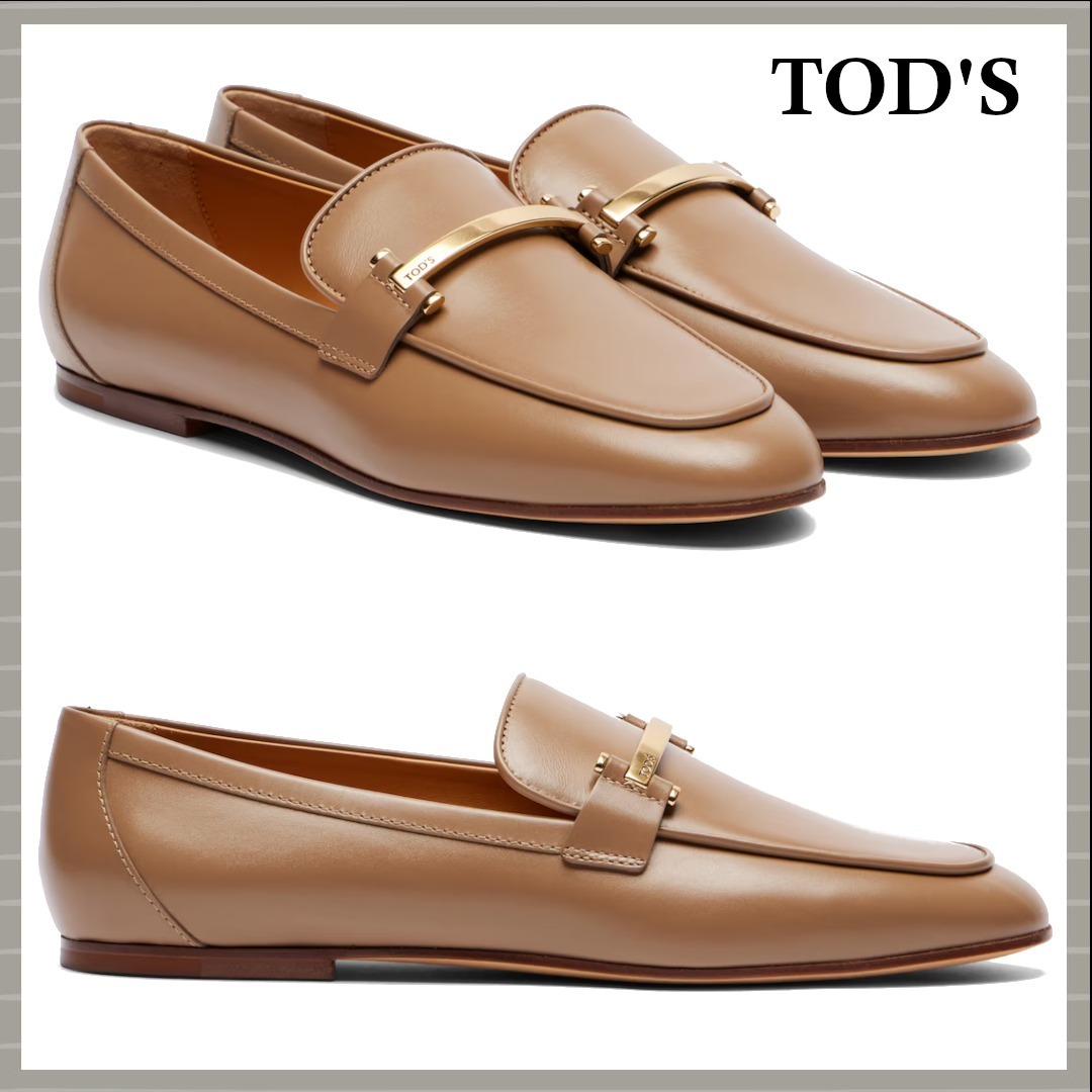 【TOD'S】ロゴ入り メタルバレッタ レザー ローファー