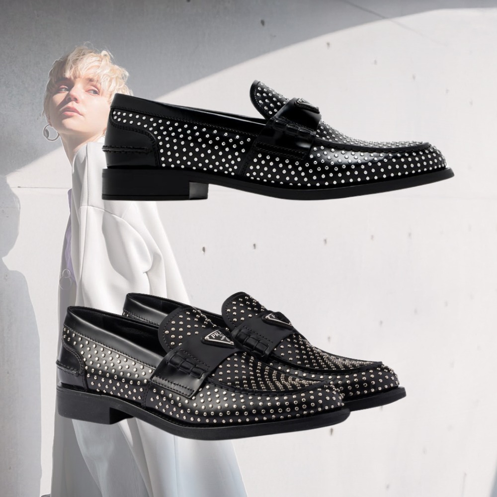 【大人エレガンス】PRADA スタッズ レザー ローファー ブラック