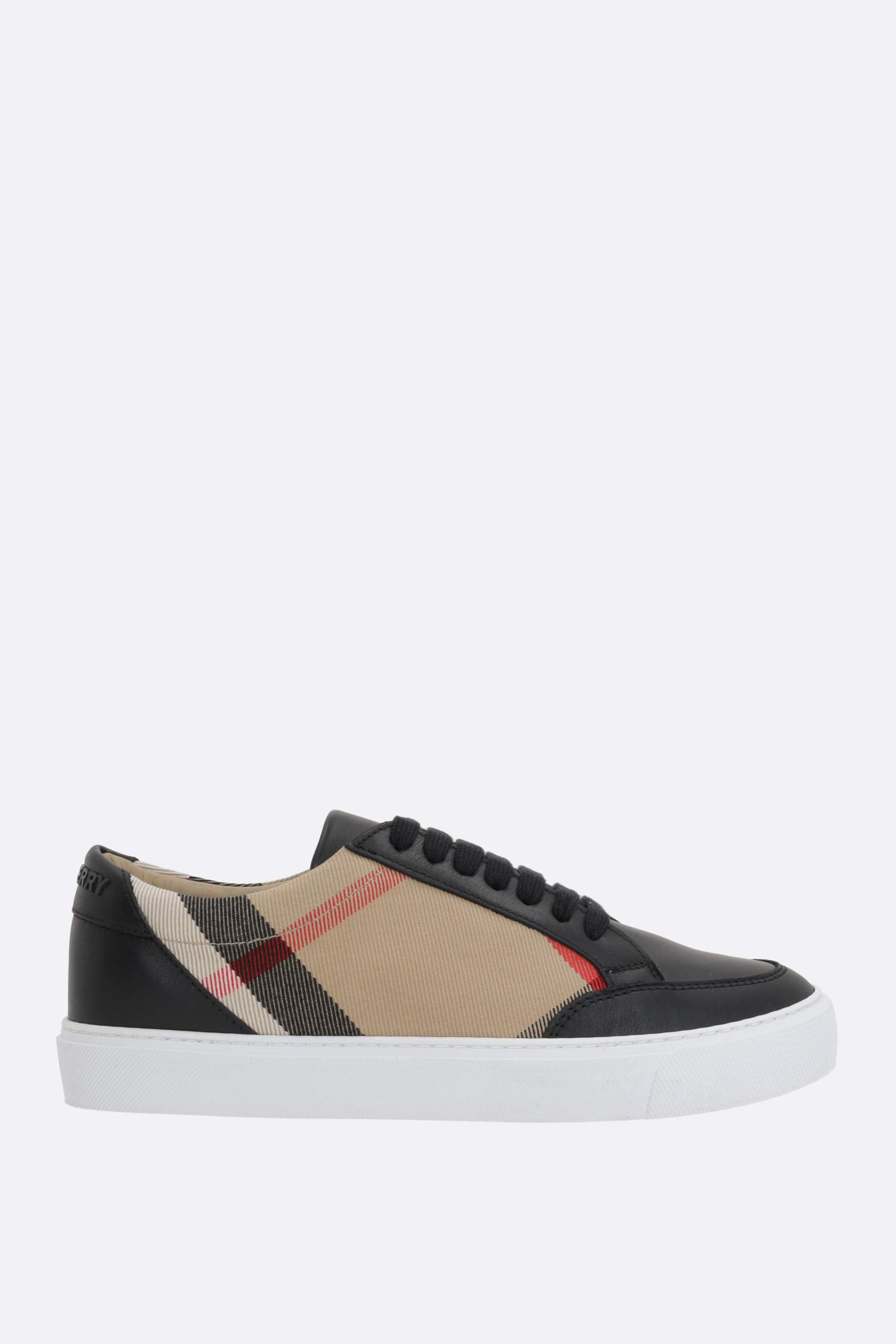 【関税&送料込】Burberry Salmond Sneakers In Canvas And Smoo