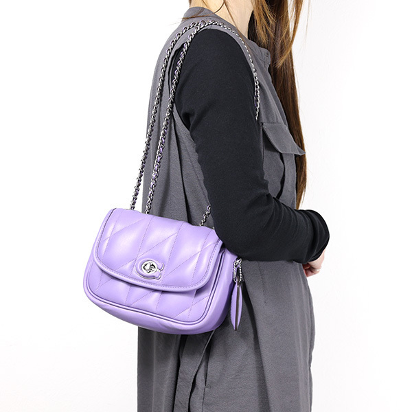 Coach ショルダーバッグ Pillow Madison レザー チェーン CA086