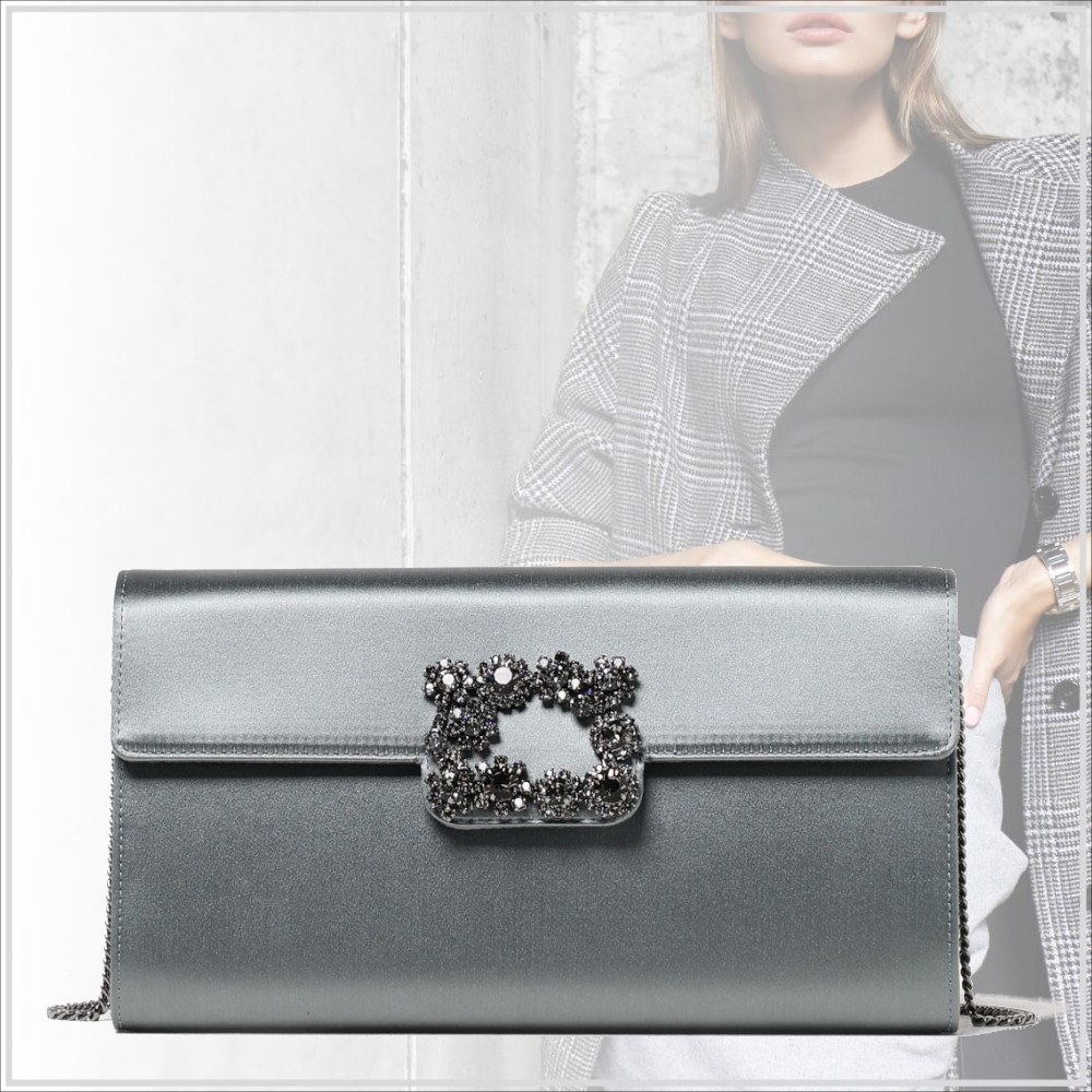 一目惚れ級【Roger Vivier】エフロレッセンス サテン クラッチ