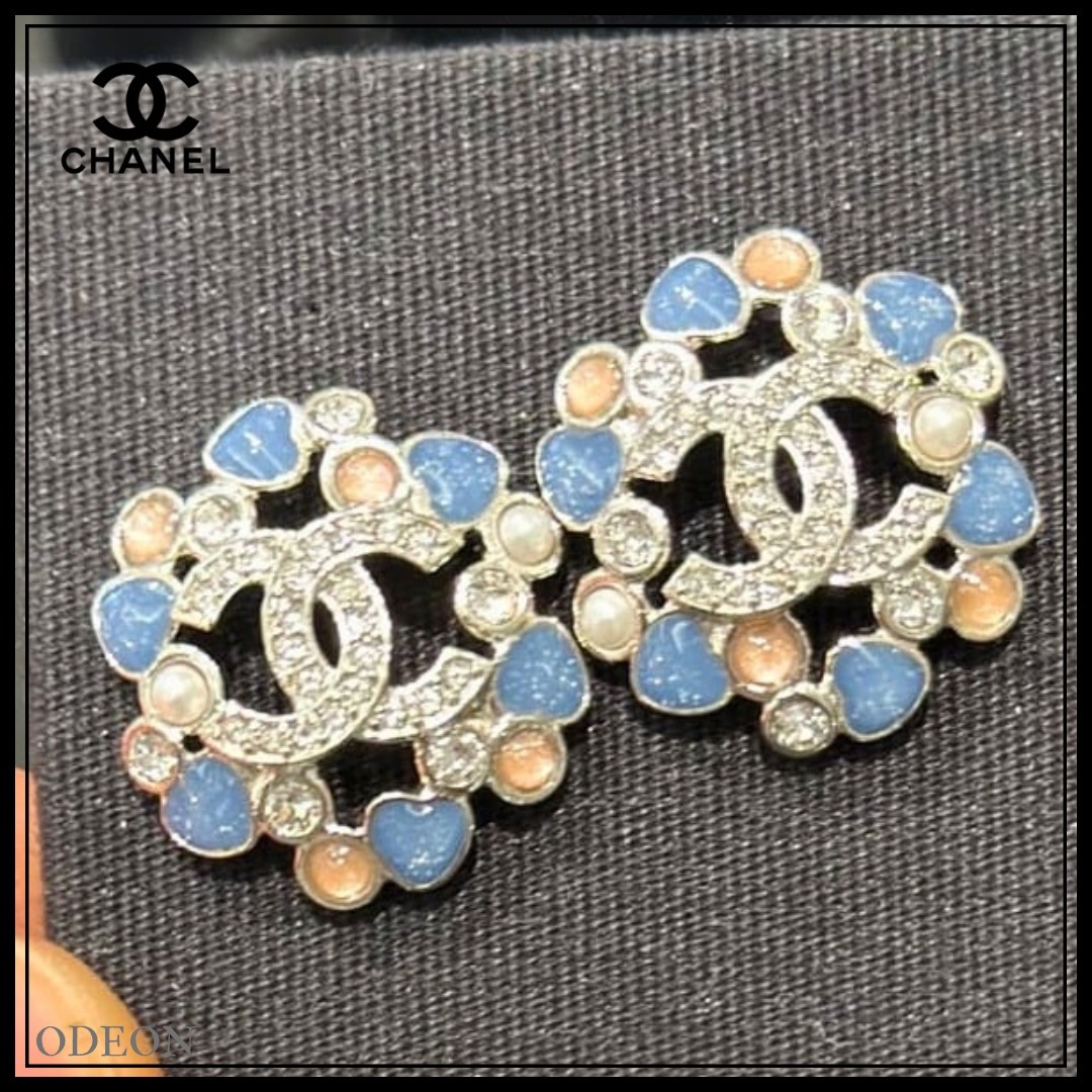 *可愛さ溢れる*【CHANEL】 ピアス