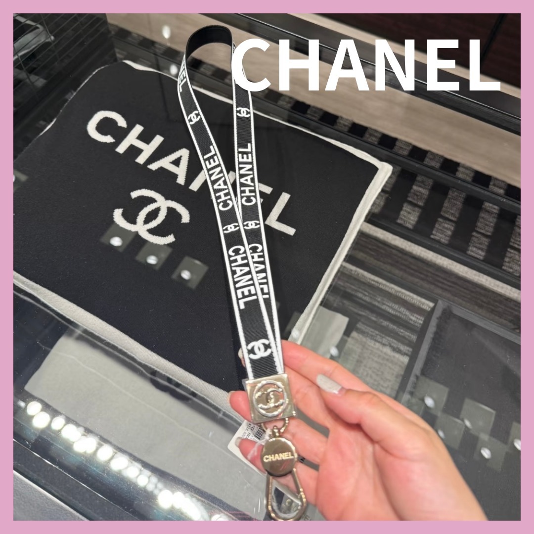 【大切な必需品に】CHANEL ストラップ CCロゴ