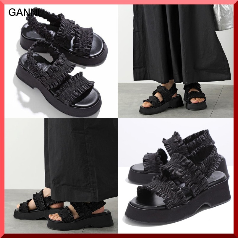可愛い☆【GANNI】Smock flatform sandal 関税/送料込み