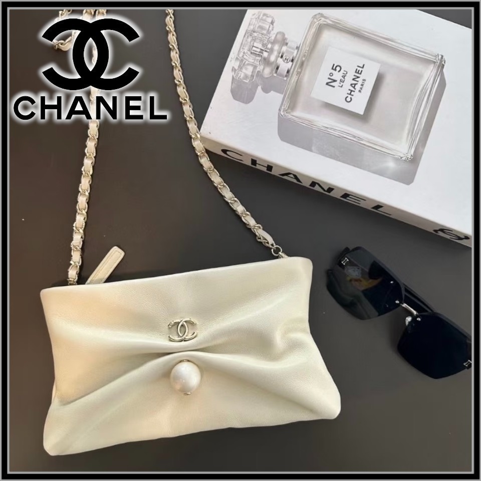 大人上品♪【CHANEL】クラッチバッグ