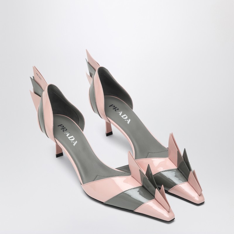 シューズ・サンダルその他 Prada Patent leather pumps in Orchid/Steel