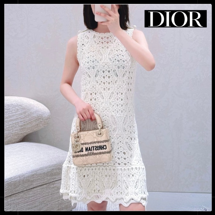 【立体感のある繊細な編み模様☆】DIOR ワンピース