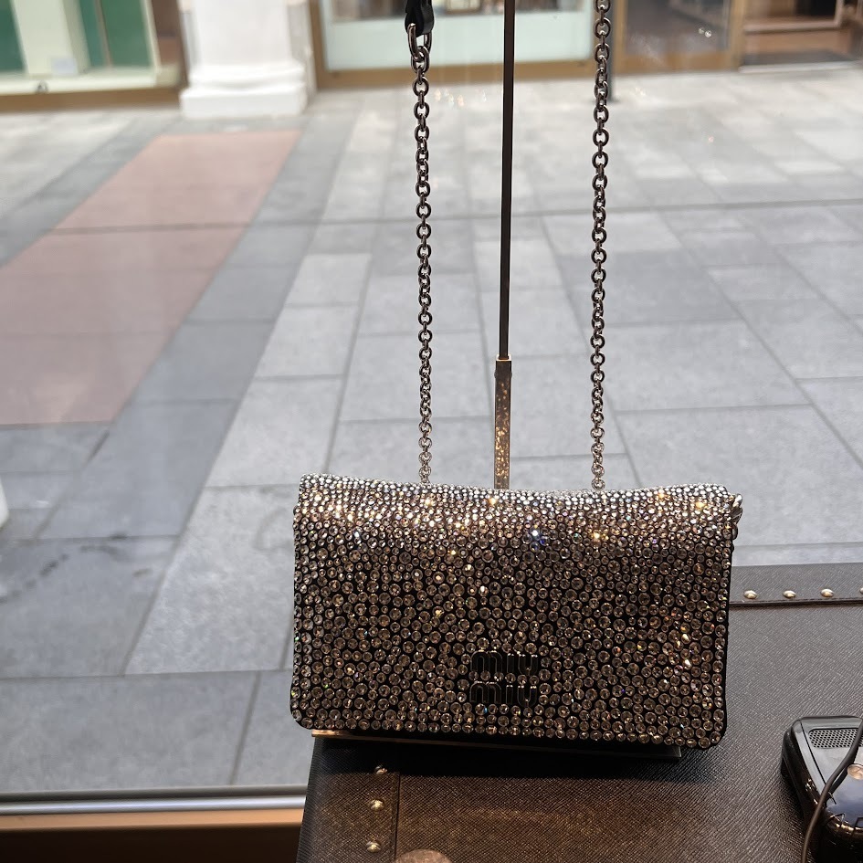 ♪直営アウトレット♪MIU MIU ショルダーバッグ 5BP086 2D5H