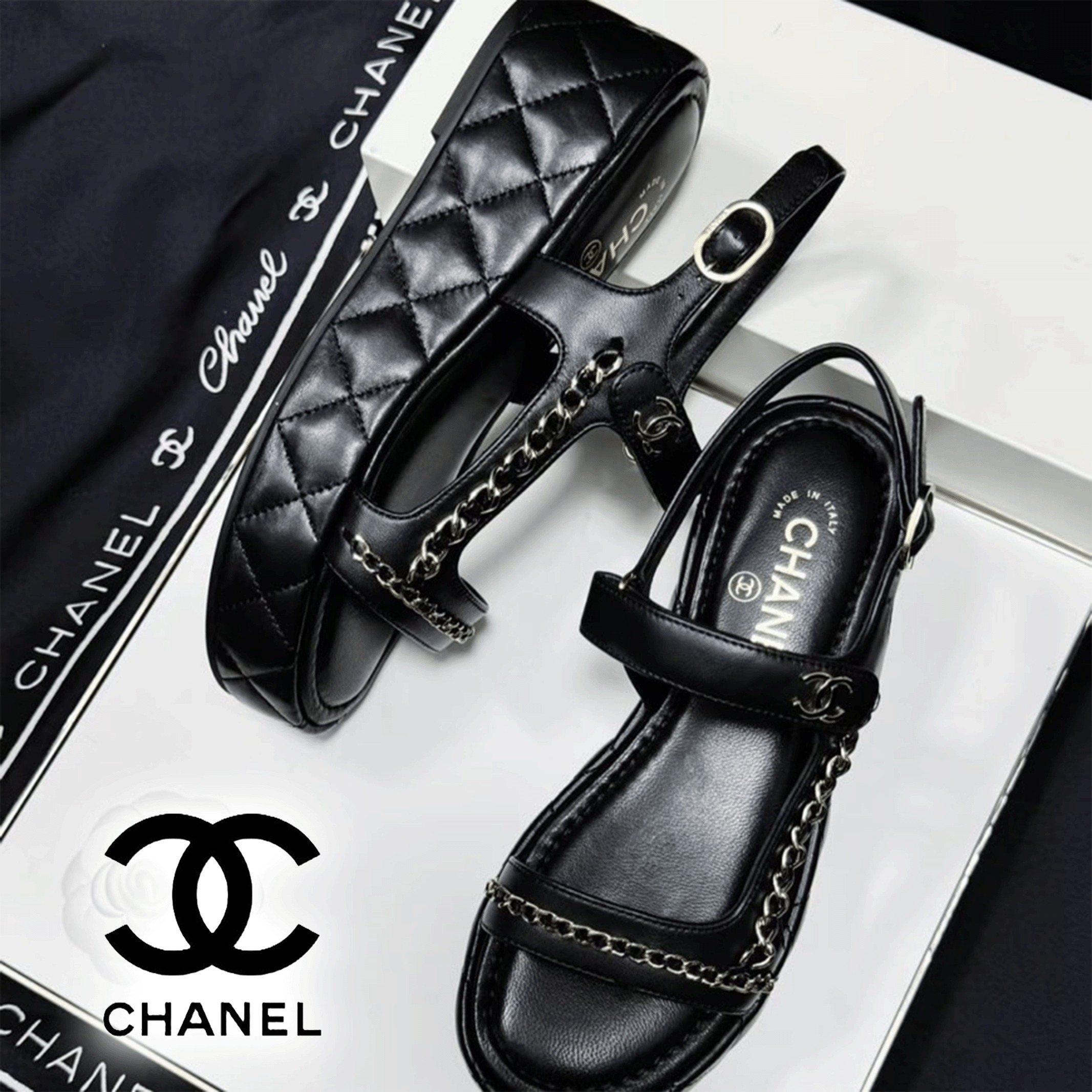 マトラッセ柄×チェーンでクール映え★【CHANEL】厚底サンダル
