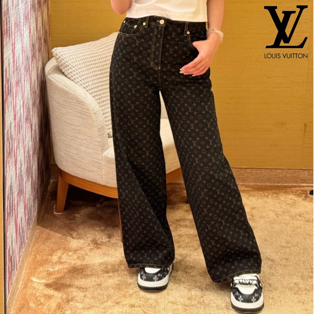 【脚長効果抜群♪】LOUIS VUITTON★デニムパンツ