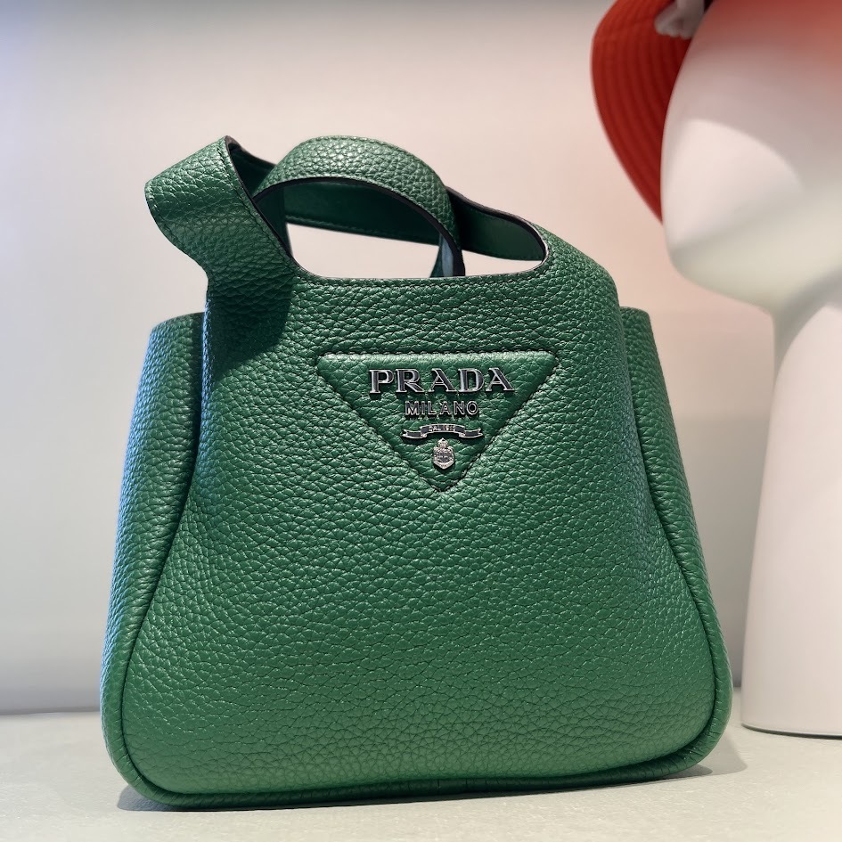 ♪直営アウトレット♪PRADA ヴィッテロダイノハンドバッグ1BA349