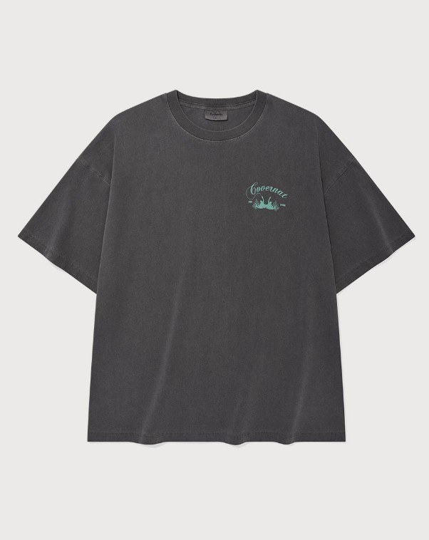 COVERNATのSurfer Dying Graphic T-Shirt 全2色
