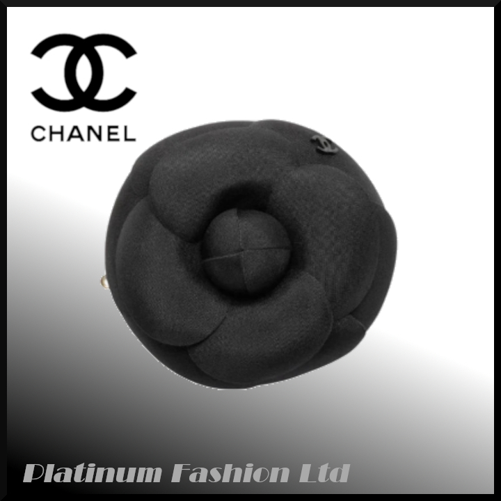 送料込◆入手困難品♪【CHANEL】カメリア バレッタ silk＆black