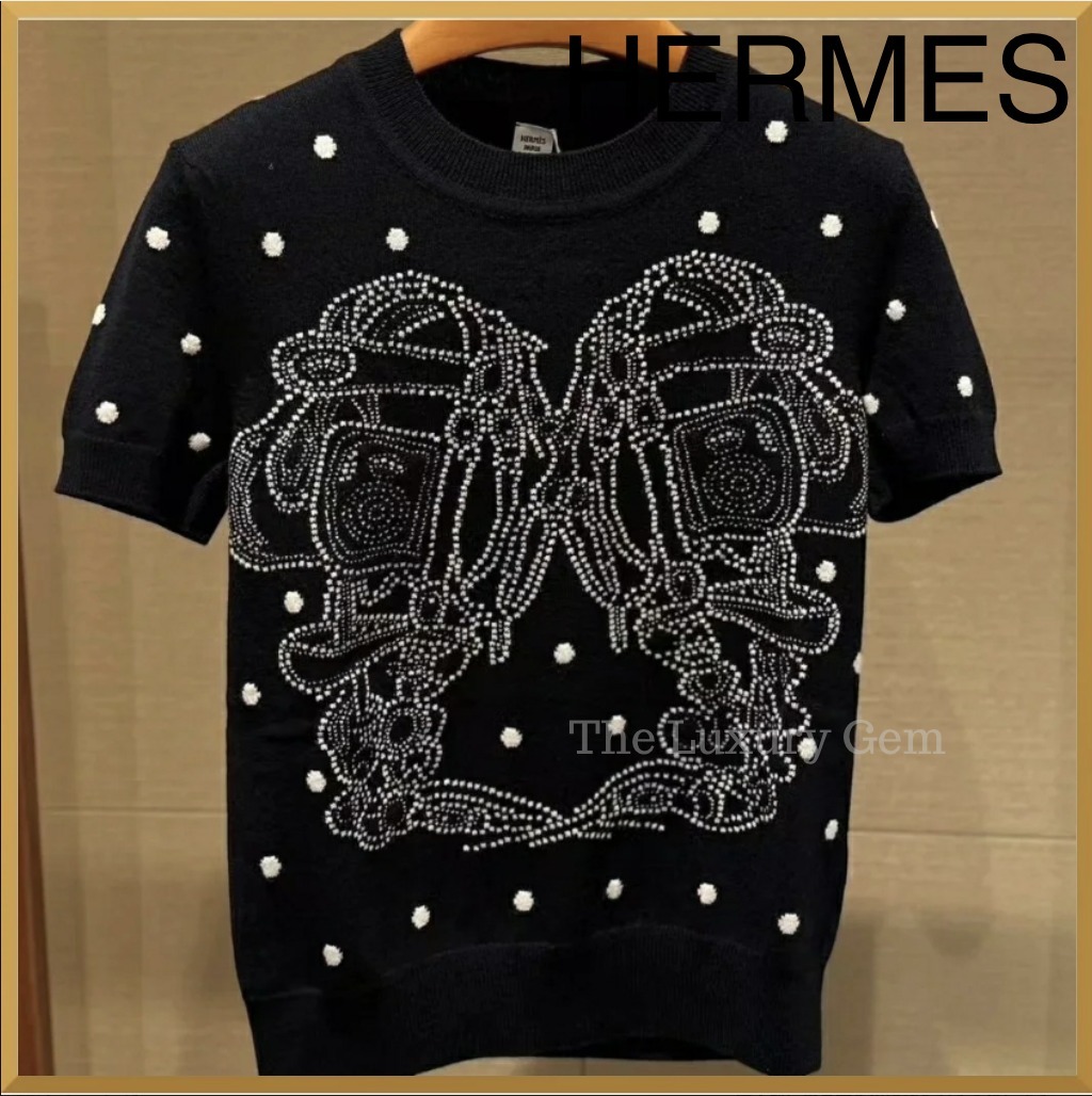 人気【HERMES】「Brides de Gala」の刺繍が施された半袖セーター