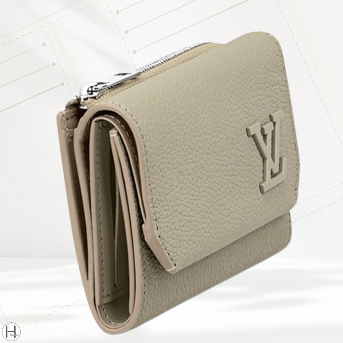 Louis Vuitton ポルトフォイュ パイロット コンパクトウォレット