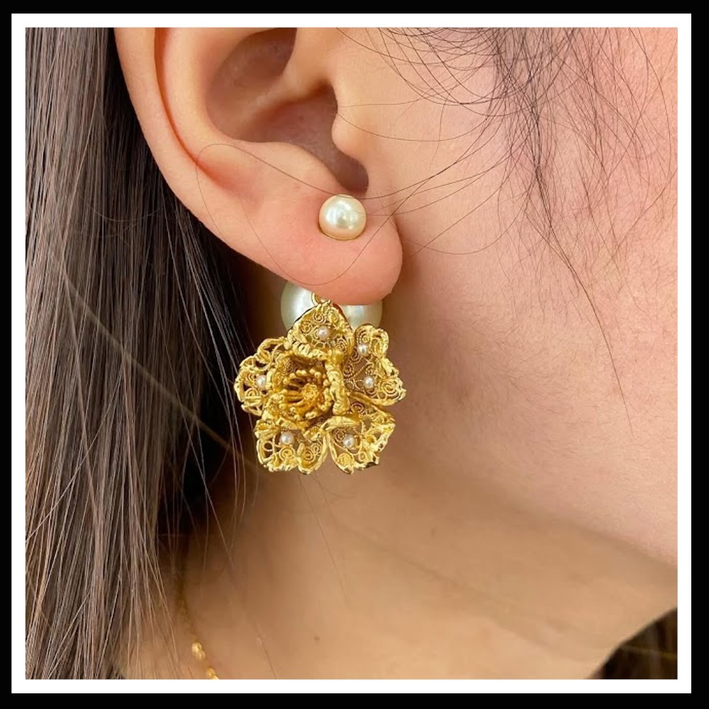 大きめお花とパールが可愛らしい♡Dior Tribales ピアス