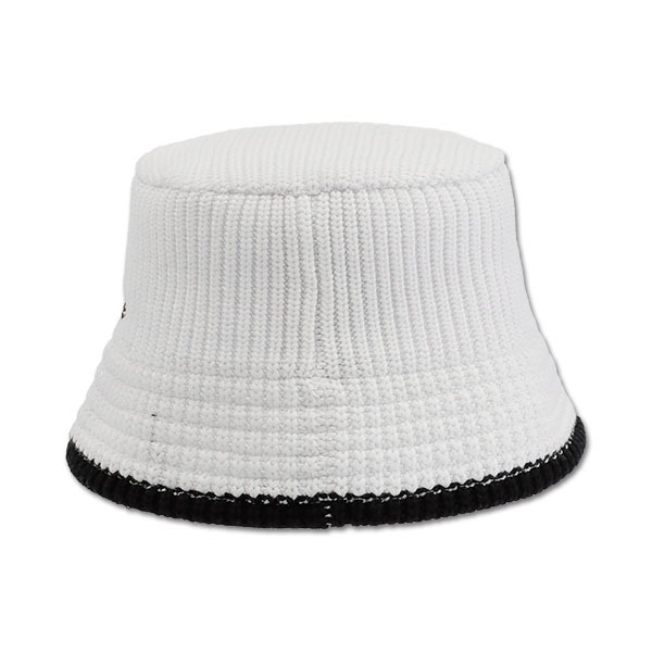 マリークワント MARY QUANT NEW ERA(R) × MARY QUANTニット