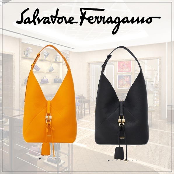 [Salvatore Ferragamo]V字型ホーボーバッグ(M)