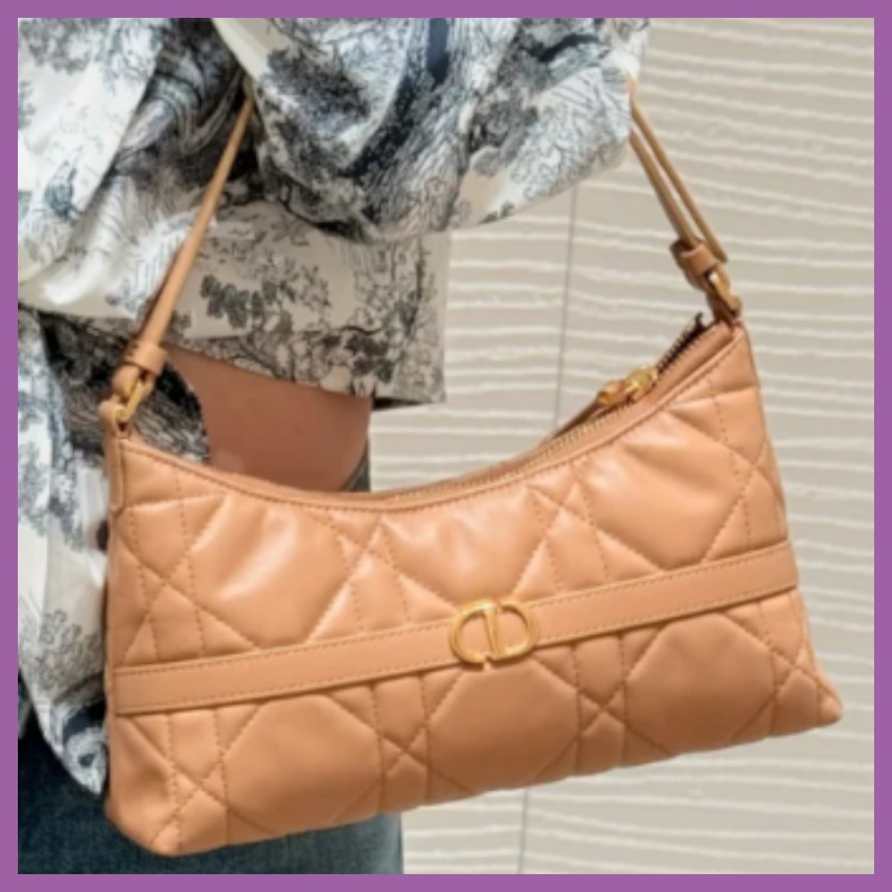 【持つだけで気分が上がる♡】Dior ショルダーバッグ