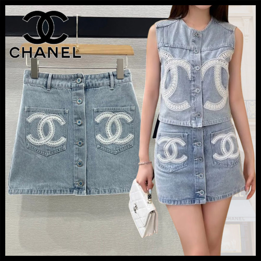 【美脚効果抜群☆CCロゴレースがCUTE】 CHANEL デニムスカート
