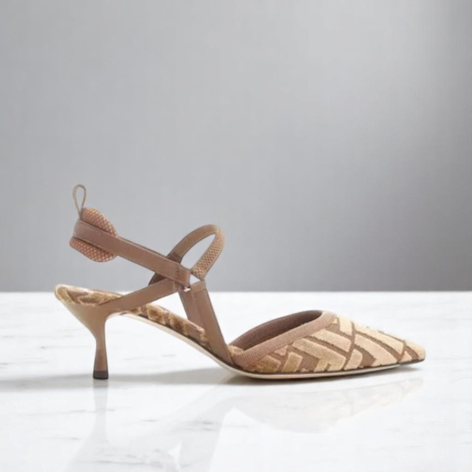 【Fendi】フェンディ★slingback★コリブリライトスリングバック