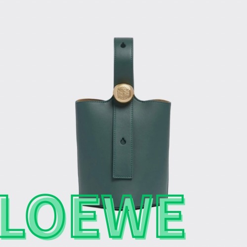 ロエベ グリーンペブルバケツミニバッグ