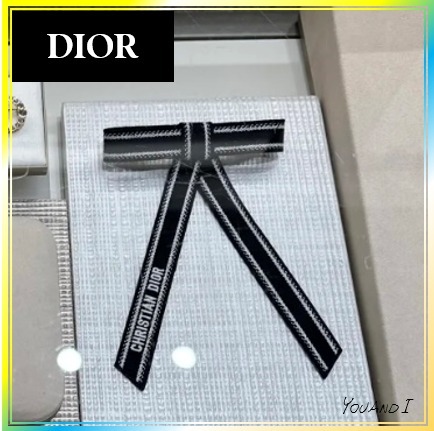 《ヘアアレンジに可愛さUP♪》【DIOR】リボンバレッタ