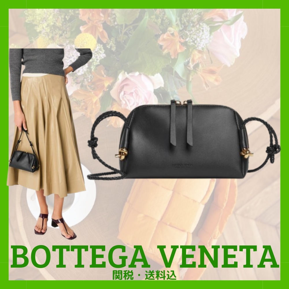 新作☆【Bottega Veneta】レザーコンサートポーチ