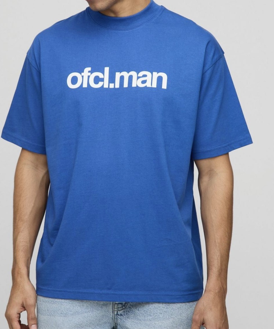 《boohoo》オフルマンTシャツ