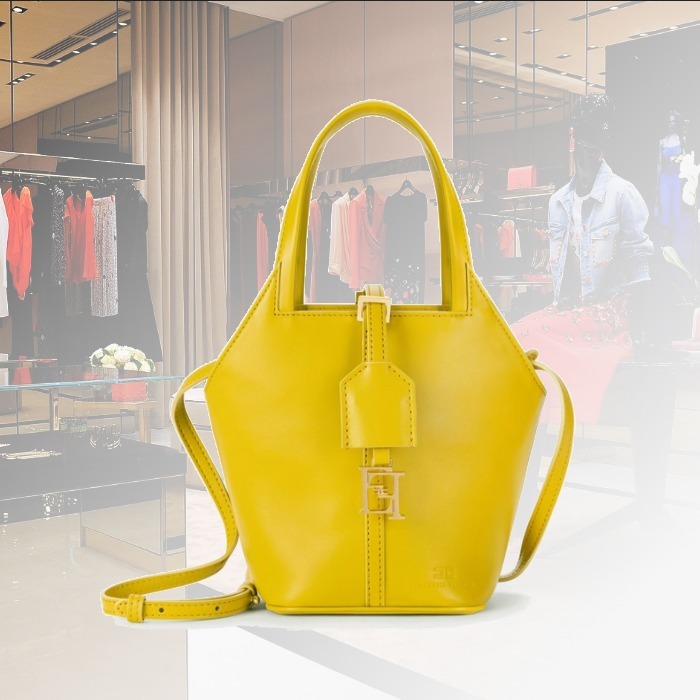 【★完売必至★】ELISABETTA FRANCHI ☆ ホーボーバッグ