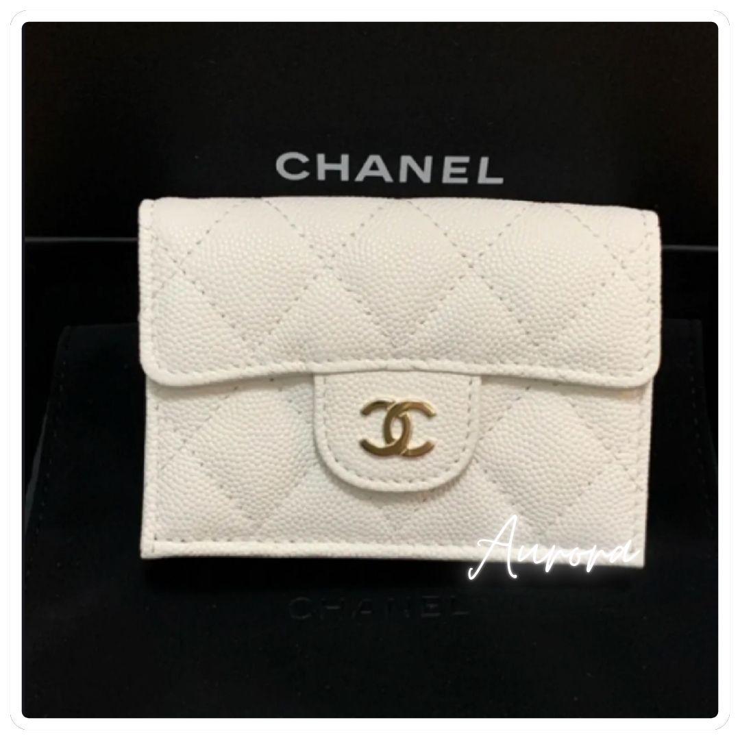関税無_可憐な白_艶めく_CHANEL_三つ折り_財布_キャビア_ミニ