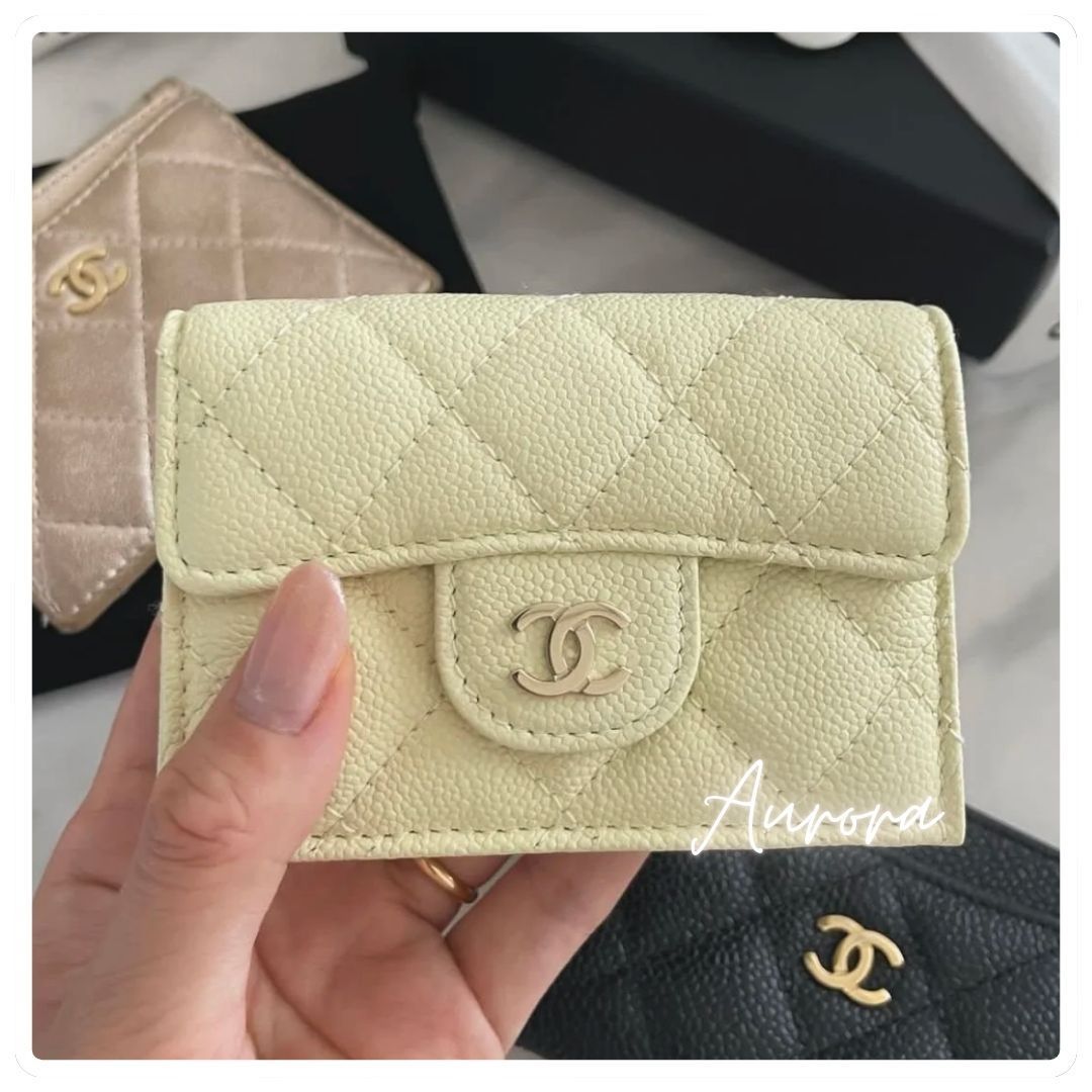関税無_可憐なイエロー_艶めく_CHANEL_三つ折り_財布_キャビア