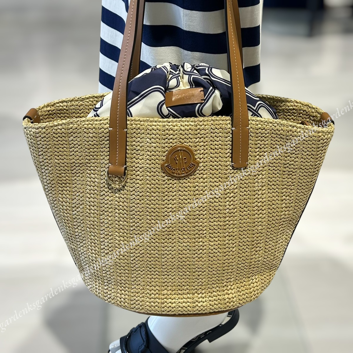 すぐ届く！MONCLER HUBBA スモール ラフィアトート かごバッグ