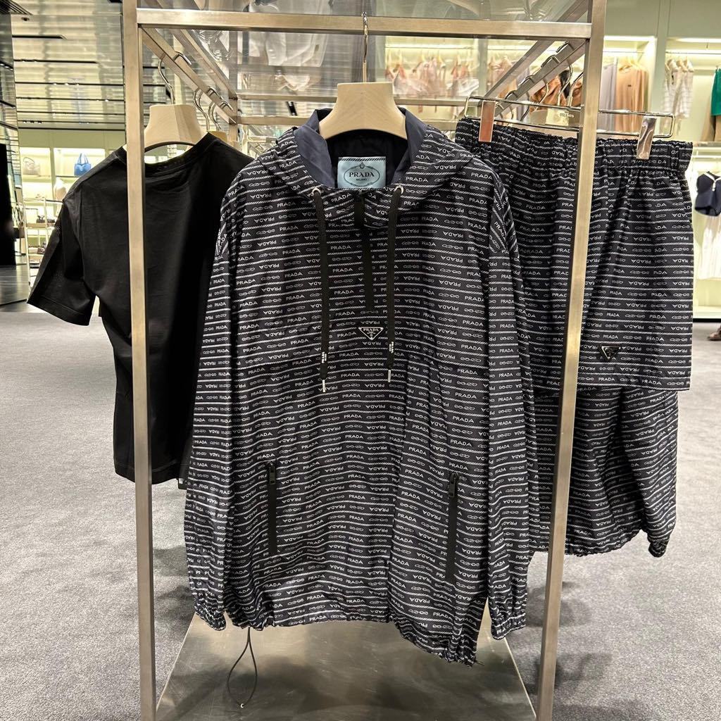 ★ PRADA / プラダ ★ ジャケット 29C097