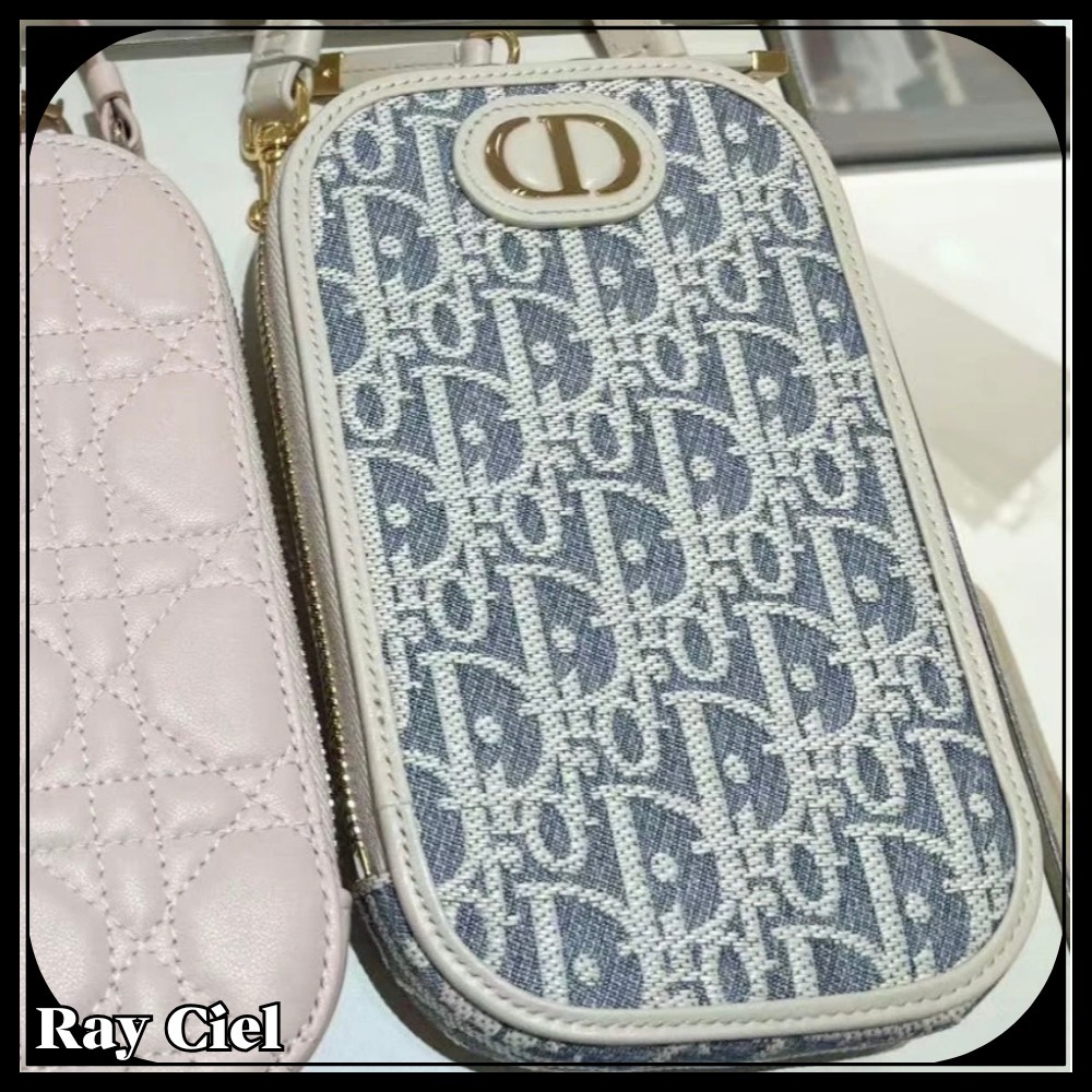【日本限定♡可愛さと上品さを両立】DIOR フォンホルダー