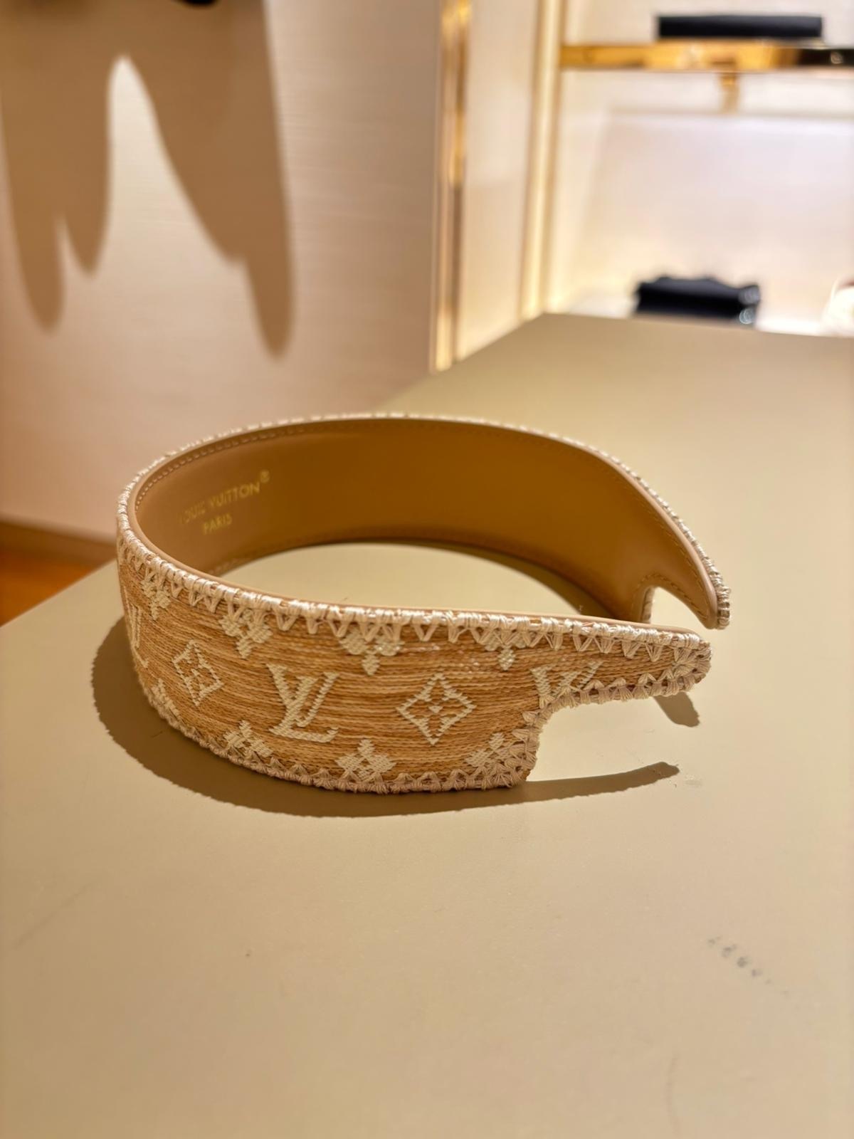 Louis Vuitton LV アウトライン ヘッドバンド