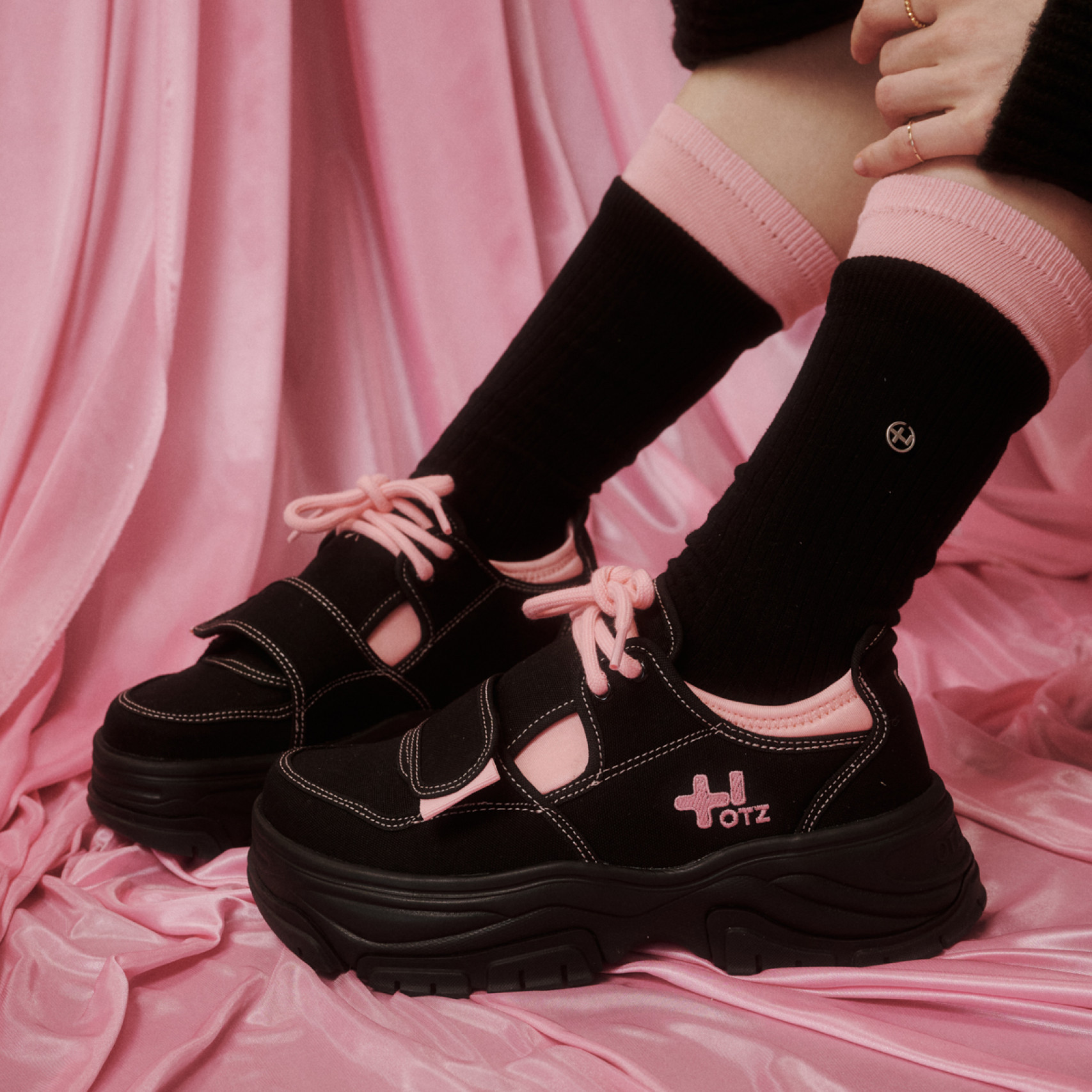 【OTZ】3300 CANVAS HIGH MIDNIGHT ROSEPACK