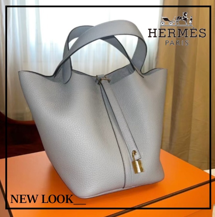 《カラーが可愛い♡》HERMES Picotin Lock 22