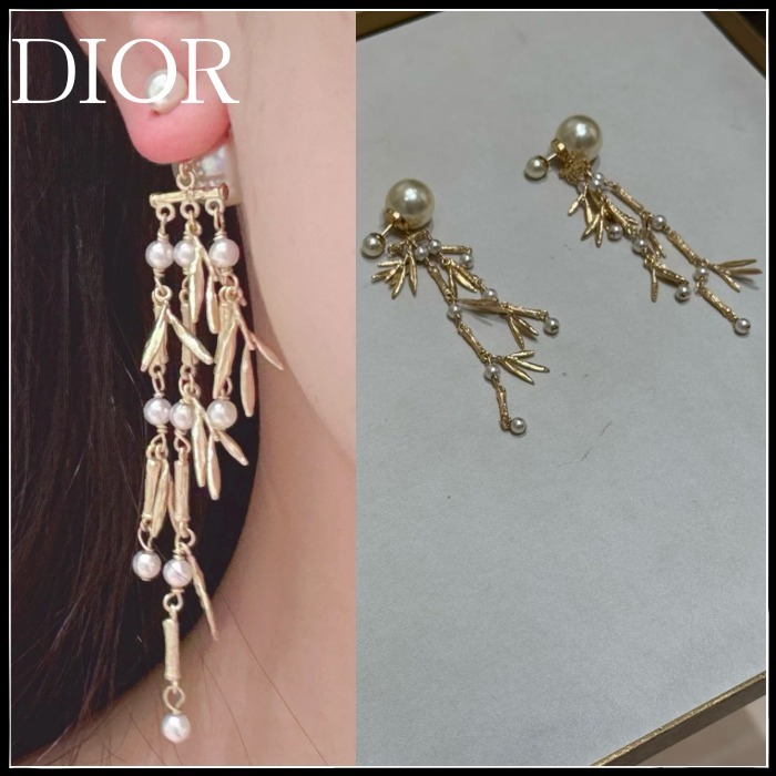 【揺れるチャームで華やかに♡】DIOR Dior Tribales ピアス