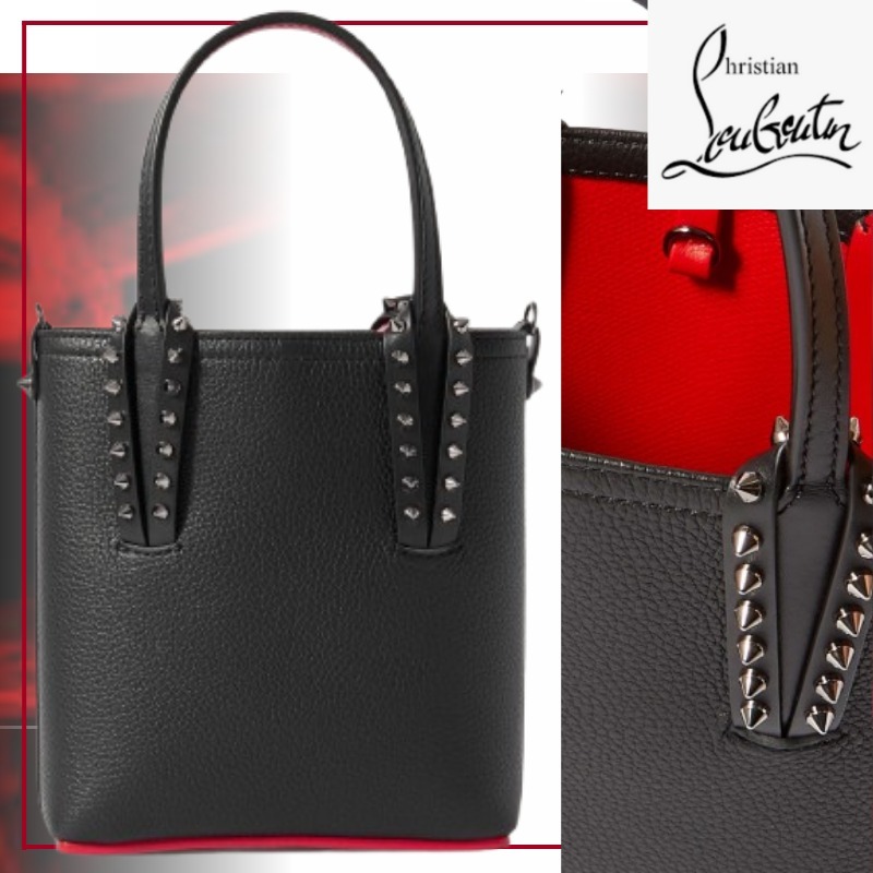 機能性フォルム◆Christian Louboutin CABATAショルダーバック