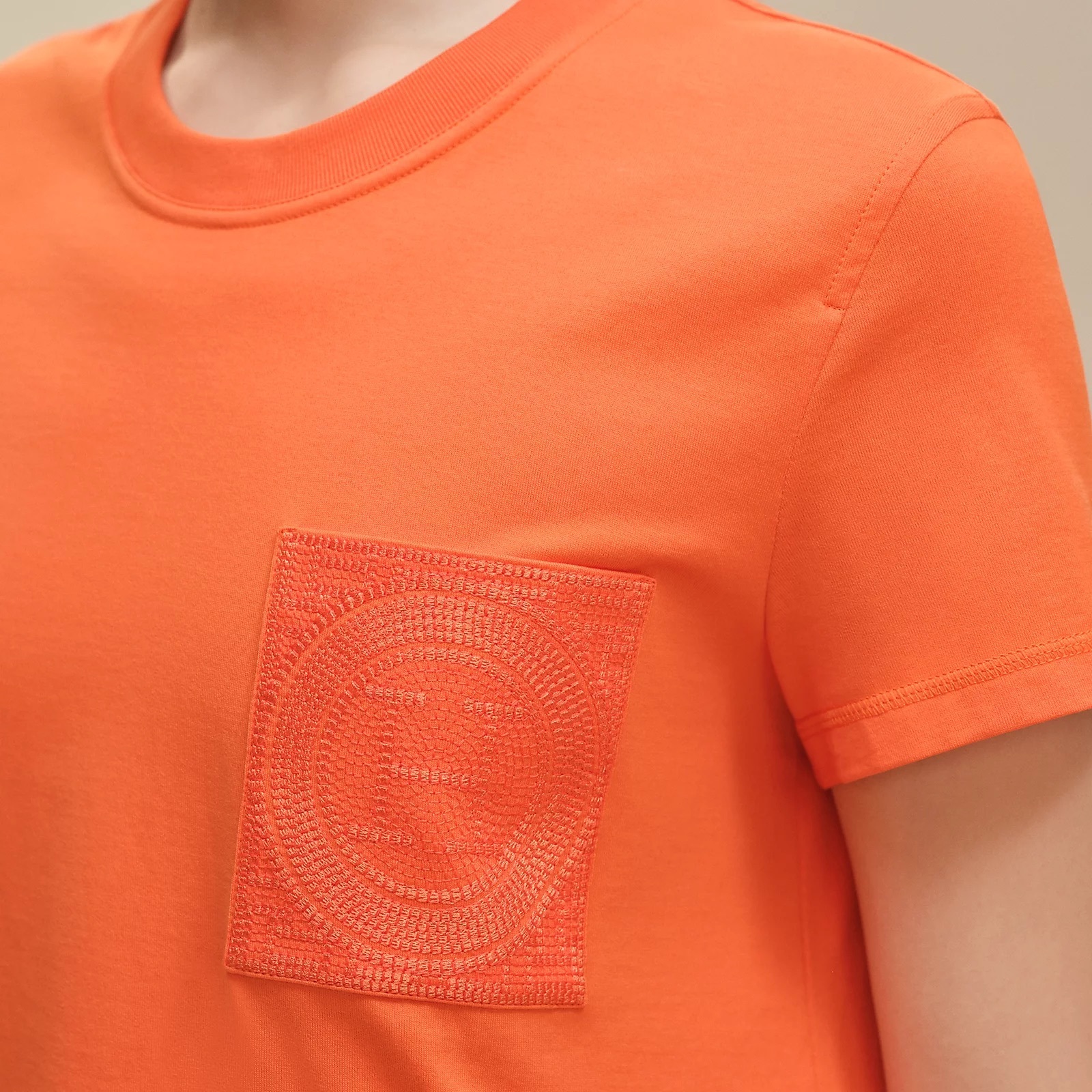 HERMES 25AW新色《刺繍入りポケット Tシャツ》コットン 直営店