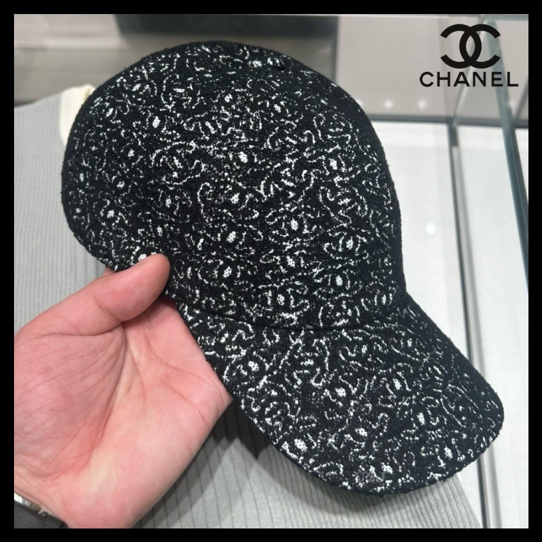 《目を惹く華やかデザイン♪おしゃれ》 CHANEL キャップ