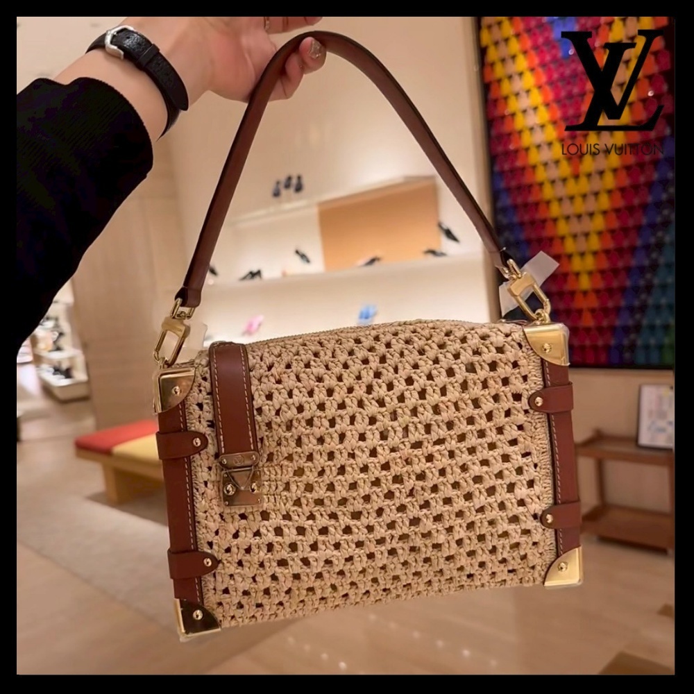 【印象的なフォルム♥】Louis Vuitton ショルダーバッグ